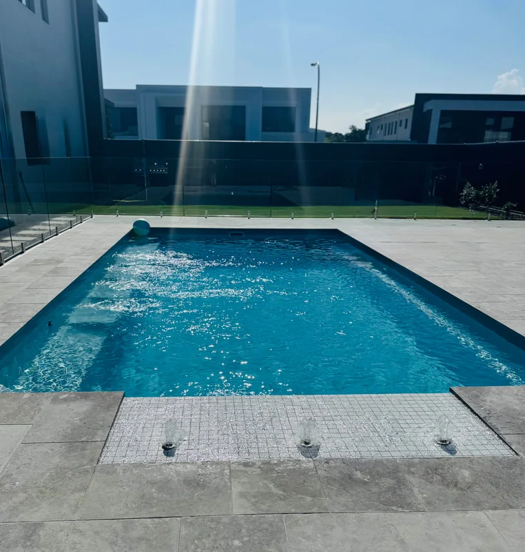 Pool in Silver Sparkle with silver surrounds